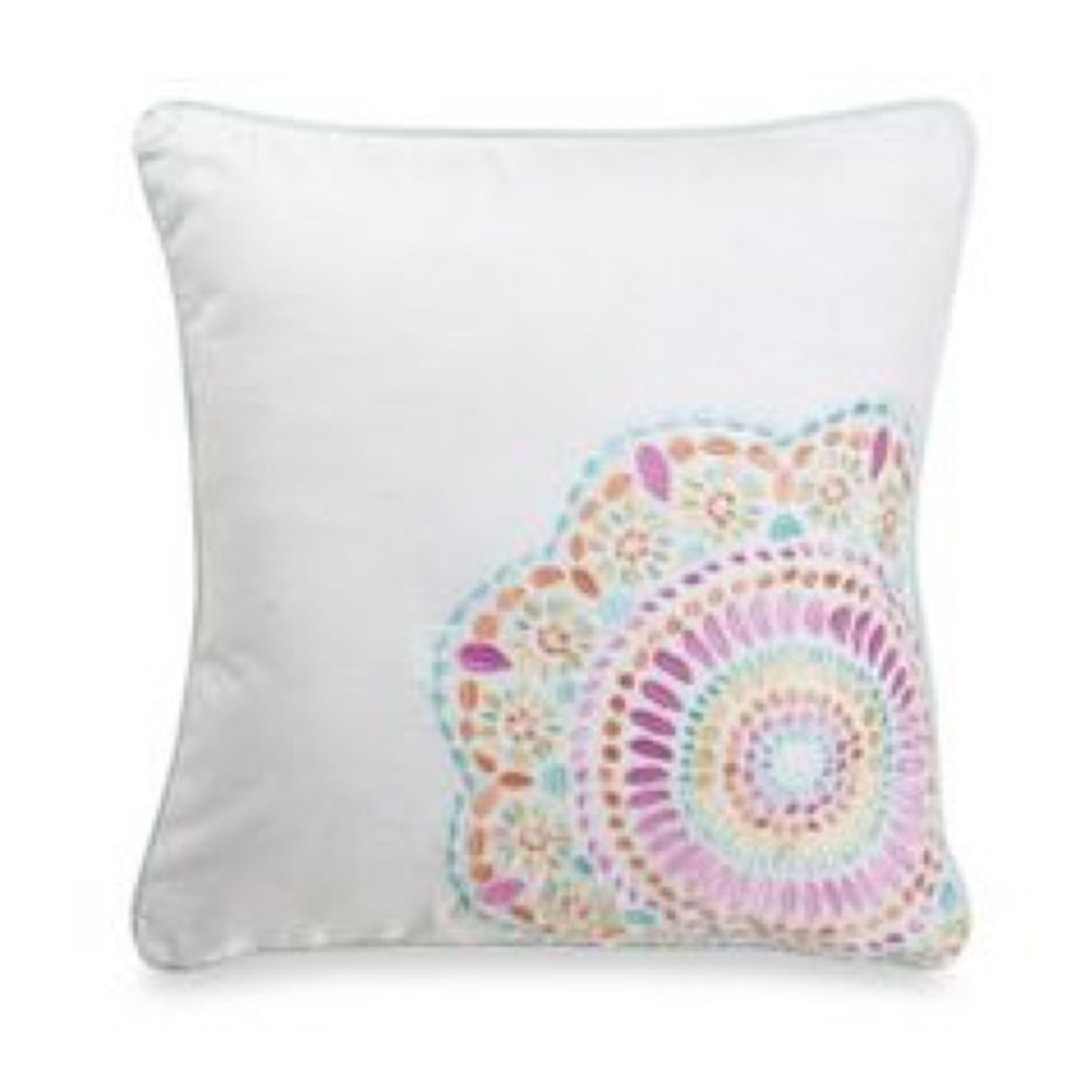 Steve Madden Embroidered Pillowcases set of two
